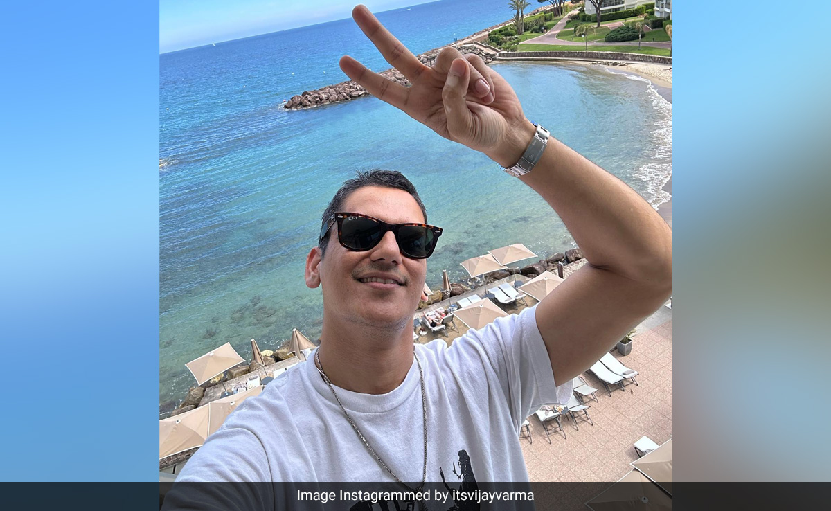 Cannes 2023: Vijay Varma Checks In With A Seaside Pic And Victory Sign