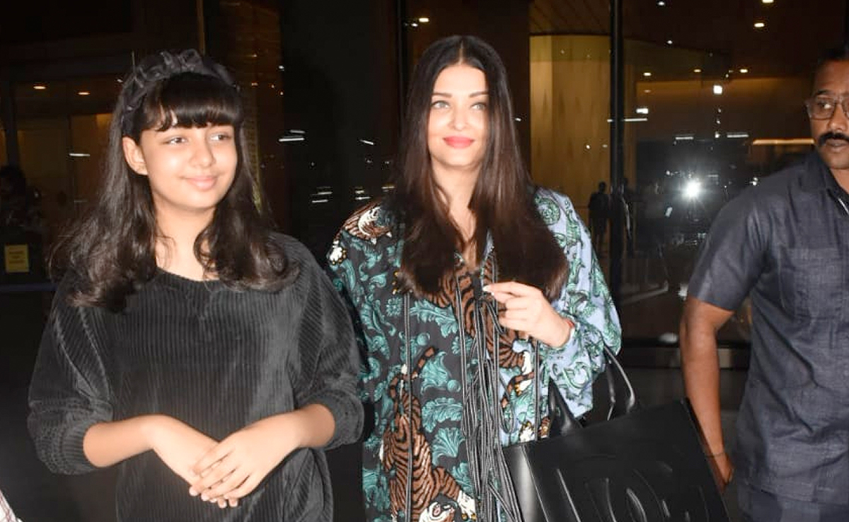 After Returning From Cannes With Mom Aishwarya, Aaradhya Greeted The Paparazzi With A <i>Namaste</i>