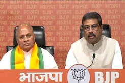 बीजेपी में शामिल हुए पूर्व केंद्रीय मंत्री आरसीपी सिंह बीजेपी में शामिल हुए पूर्व केंद्रीय मंत्री आरसीपी सिंह