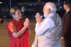 Watch | PM Modi Lands In Australia's Sydney For The Final Leg Of His 3-Nation Tour Watch | PM Modi Lands In Australia's Sydney For The Final Leg Of His 3-Nation Tour