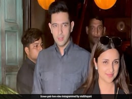 VIDEO: शादी की अफवाहों के बीच राघव-परिणीती को साथ में देख फैन्स ने ली चुटकी, बोले- बिजली, पानी, wi-fi... VIDEO: शादी की अफवाहों के बीच राघव-परिणीती को साथ में देख फैन्स ने ली चुटकी, बोले- बिजली, पानी, wi-fi...