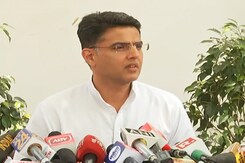 कांग्रेस नेता सचिन पायलट ने सीएम अशोक गहलोत पर साधा निशाना कांग्रेस नेता सचिन पायलट ने सीएम अशोक गहलोत पर साधा निशाना