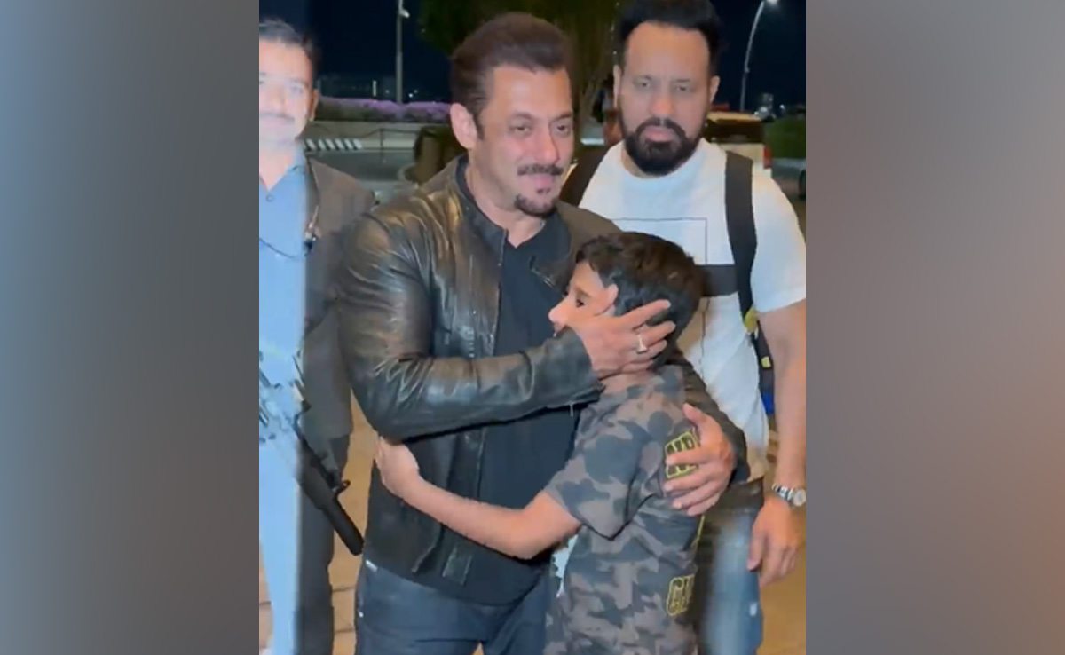 Viral: Salman Khan Hugs Young Fan At The Airport - Watch