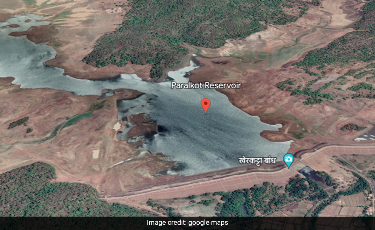 Officer Fined Rs 53,000 For Emptying Dam In Search Of Colleague's Phone