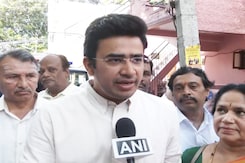 कर्नाटक चुनाव : बीजेपी नेता तेजस्वी सूर्या ने युवा मतदाताओं से की अपील कर्नाटक चुनाव : बीजेपी नेता तेजस्वी सूर्या ने युवा मतदाताओं से की अपील