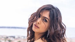 Mrunal Thakur's April Photo Dump Is Pure Goals For All Foodies - See Pics