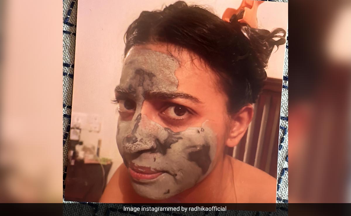 Just Radhika Apte Keeping It Real In A Beauty Mask. It Didn't End Well