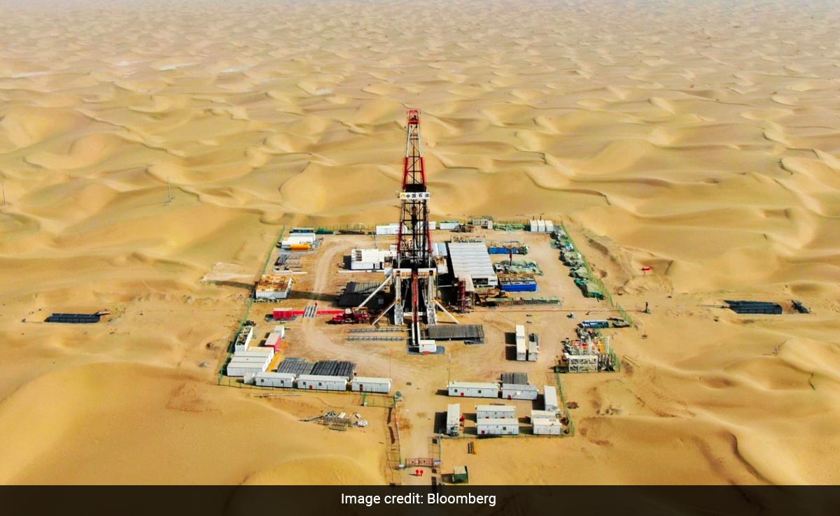 Why China Is Drilling A 32,808-Feet-Deep Hole Into The Earth's Crust
