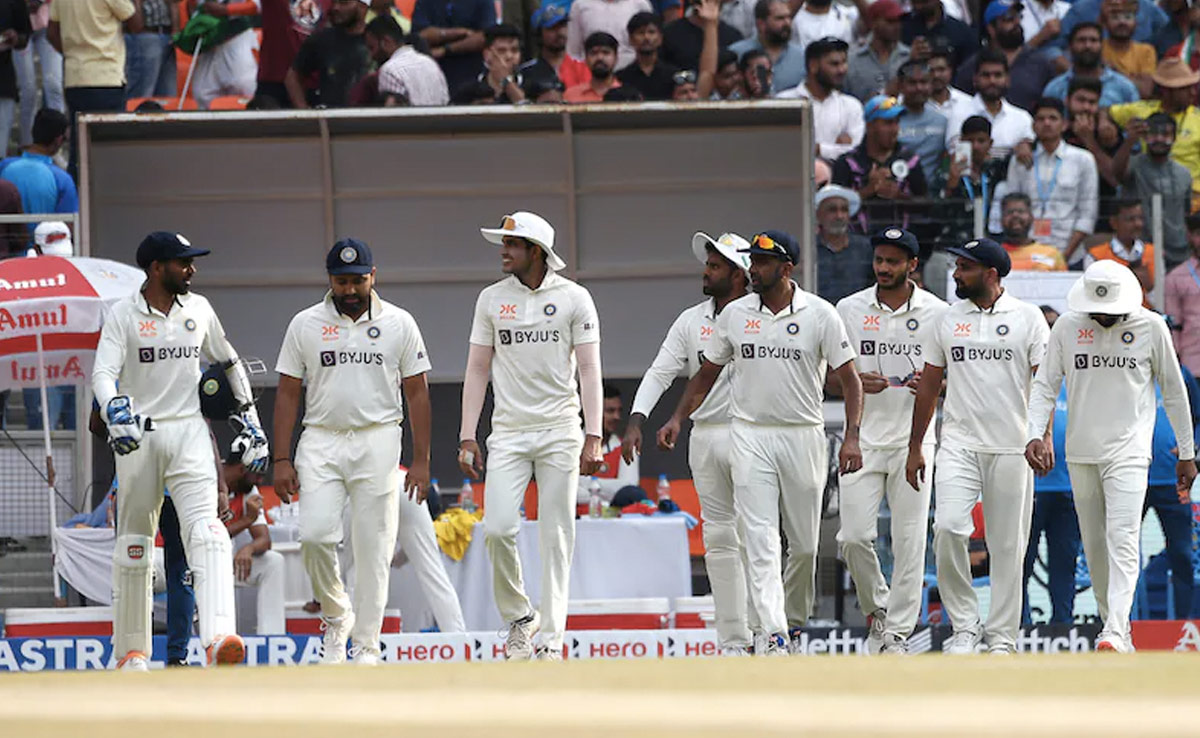 WTC Final 2023: धीमी ओवर गति के लिए ICC ने दिया टीम इंडिया और ऑस्ट्रेलिया को बड़ा झटका, यहां जानें WTC Final 2023: धीमी ओवर गति के लिए ICC ने दिया टीम इंडिया और ऑस्ट्रेलिया को बड़ा झटका, यहां जानें