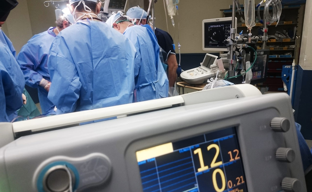 15-Inch Rod Pierces Man's Head, He Survives After 10-Hour-Long Surgery