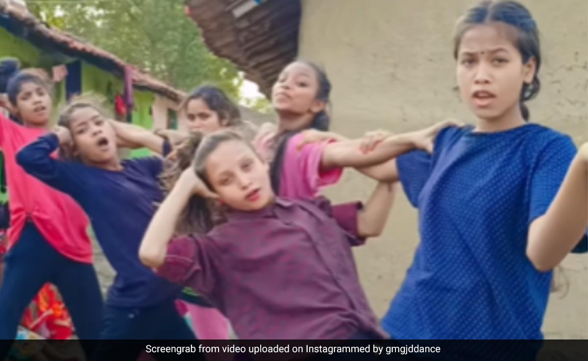 गांव की इन बच्चियों के टैलेंट के आगे फेल हैं बॉलीवुड के डांसिंग स्टार्स, इस वीडियो को देख करीना-कैटरीना को भी जाएंगे भूल