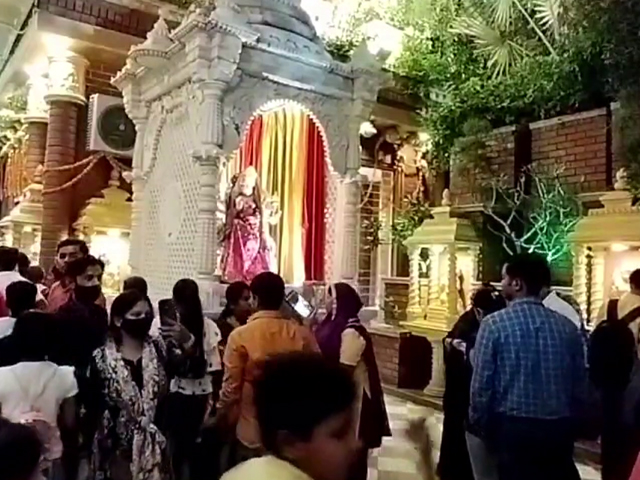 लखनऊ: 400 साल पुराना है हजरतगंज का हनुमान मंदिर, बजरंग बली के हैं सवा लाख रूप