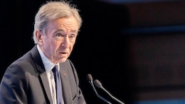 What Warren Buffett Told Bernard Arnault On Taking Retirement At 80