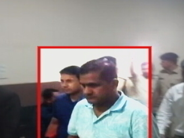 छत्तीसगढ़ शराब घोटाला : आबकारी सचिव मुंबई से गिरफ़्तार, कोर्ट ने बढ़ाई आरोपियों की रिमांड