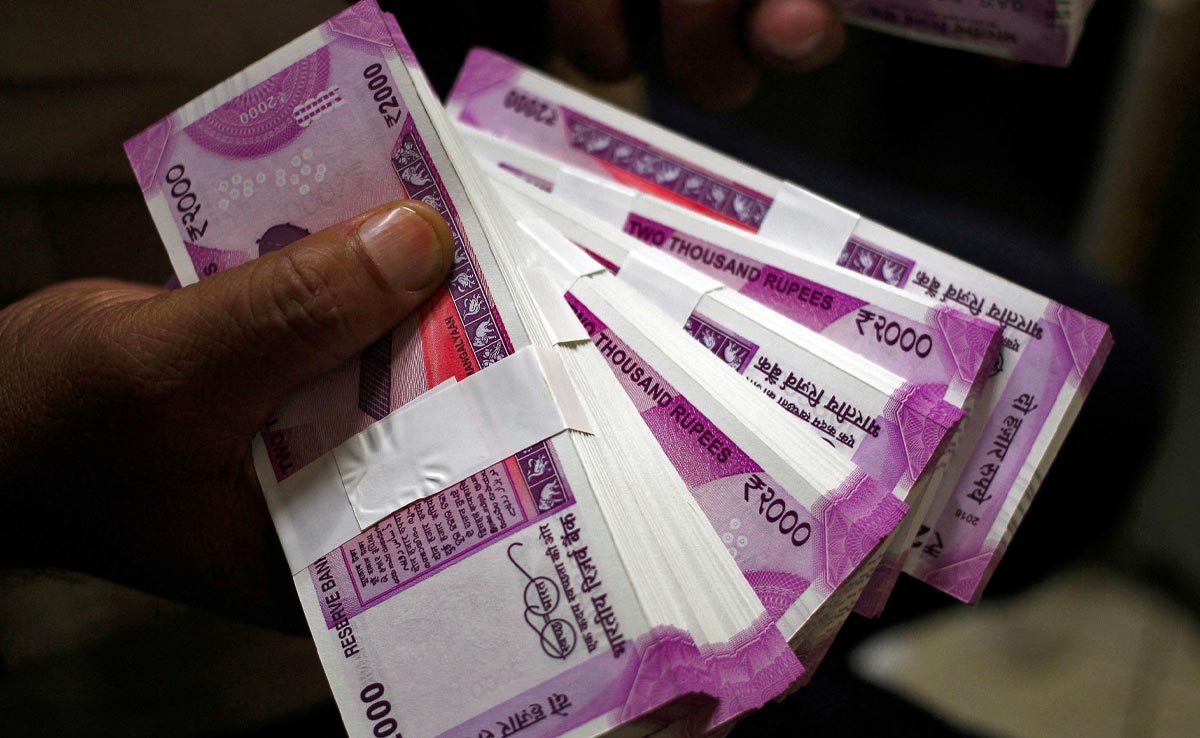 Rs 2,000 Notes Worth Rs 7,581 Crore Still With Public: RBI