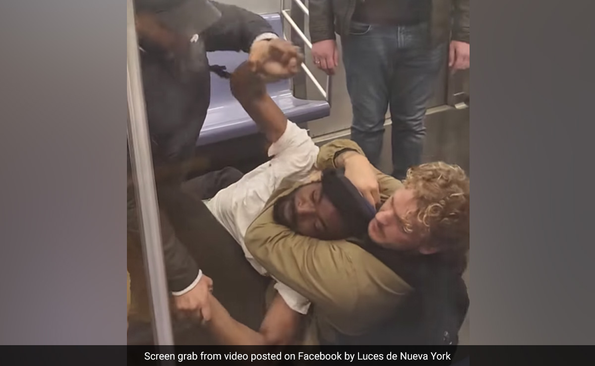 Ex US Marine Who Put Man In Chokehold On New York Subway Could Face 15-Year Jail Term