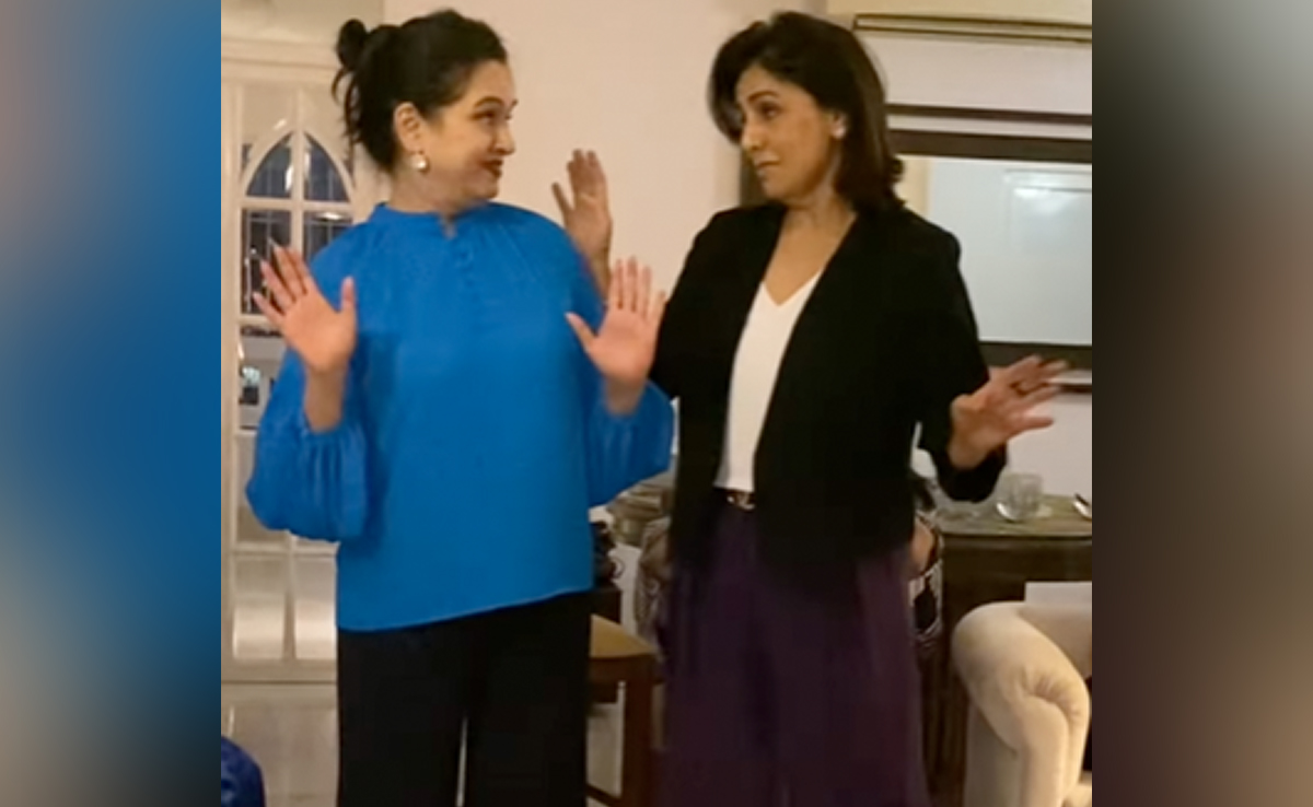 Good Sports Neetu Kapoor And Padmini Kolhapure "Tripping On <i>Naatu Naatu</i>" - Watch