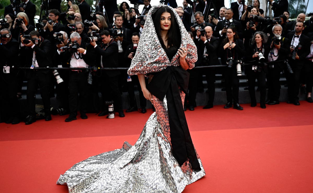 Cannes 2023: Still Can't Get Over Aishwarya Rai Bachchan's Silver Dress? See The Original Here