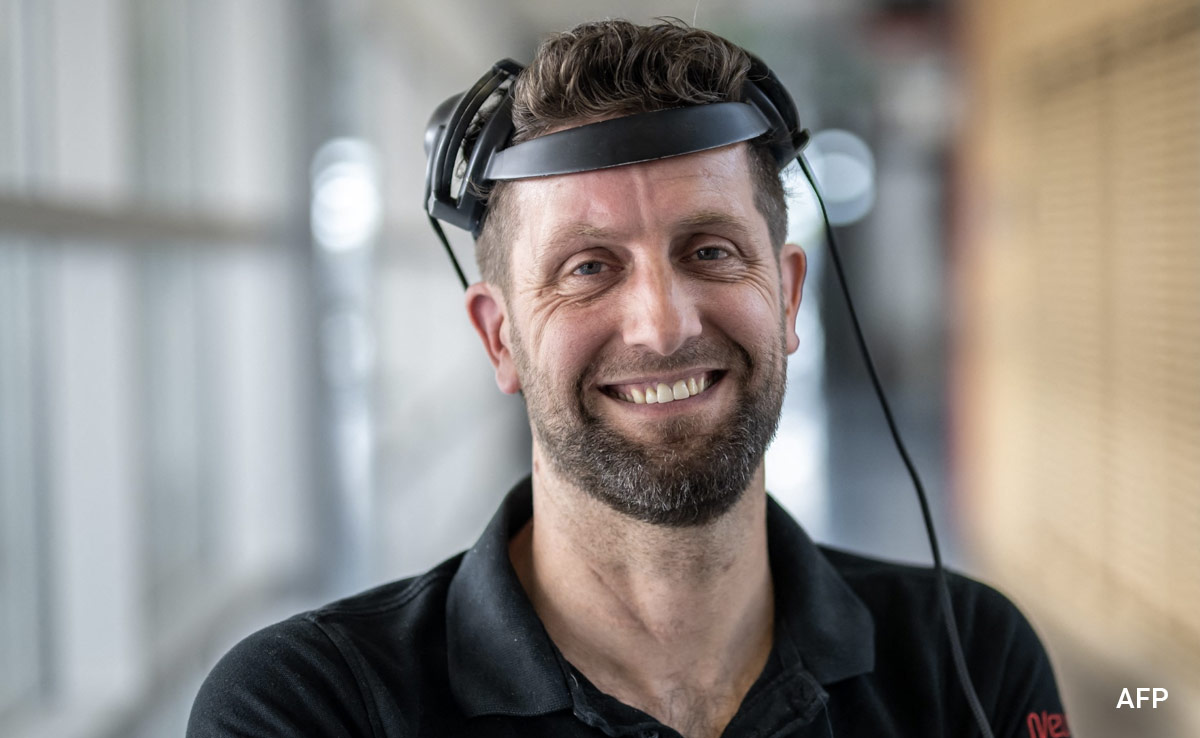 'Thought-Controlled' Implants Help Paralysed Man Walk Again