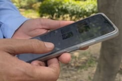 मोबाइल फोन गुम या चोरी हो गया है तो अब संचार साथी पोर्टल पर करें रिपोर्ट मोबाइल फोन गुम या चोरी हो गया है तो अब संचार साथी पोर्टल पर करें रिपोर्ट