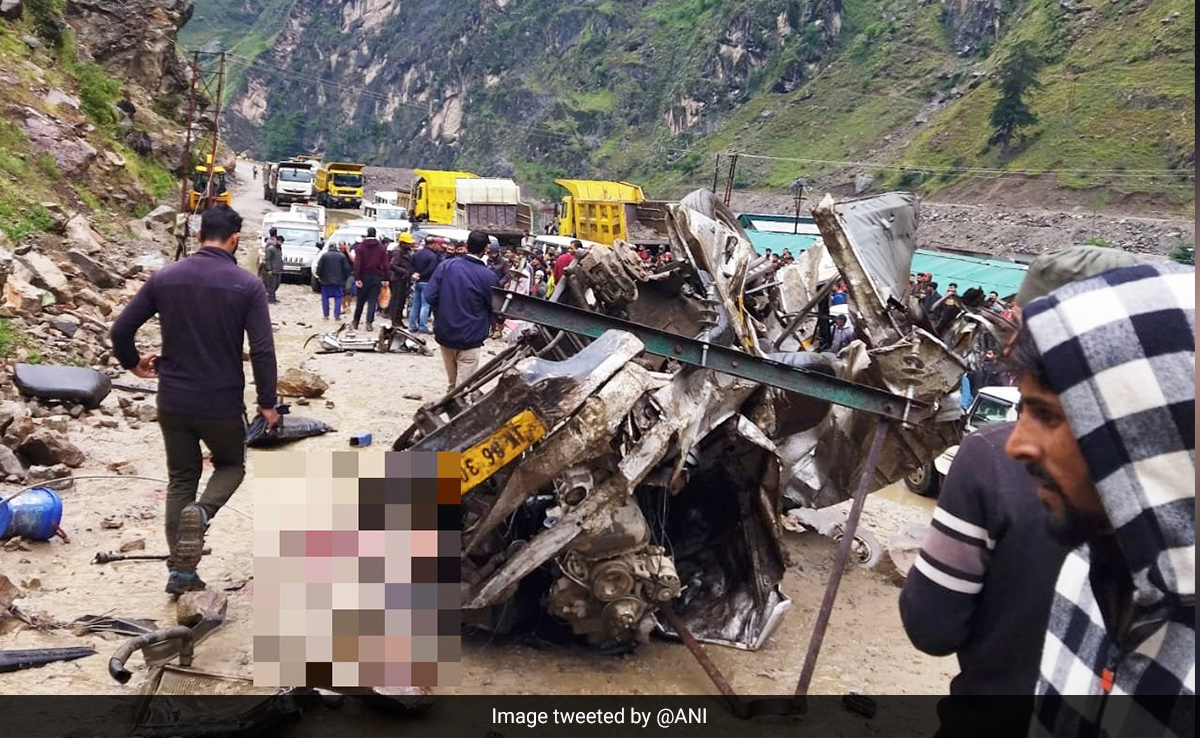 7 Killed, 1 Injured In Jammu And Kashmir Accident: Police