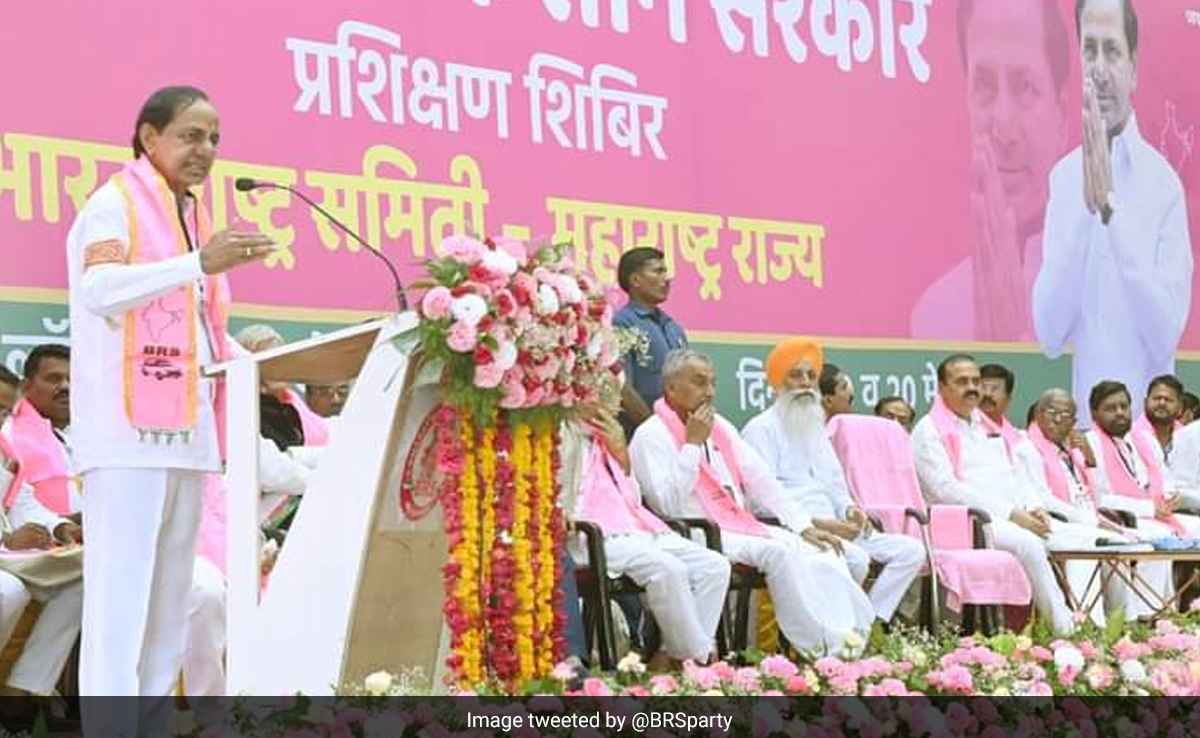 "Will Go To Over 45,000 Villages": KCR Announces Maharashtra Plan