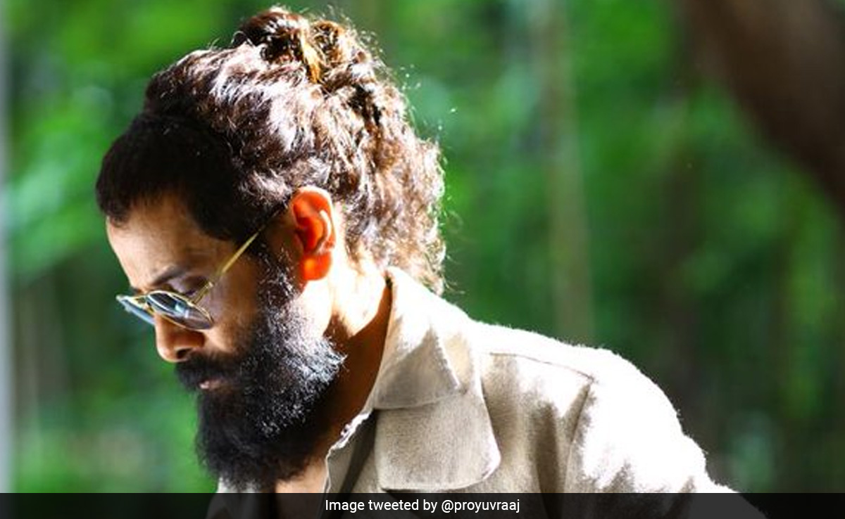 <i>Ponniyin Selvan</i> Star Vikram Suffers Rib Injury While Rehearsing For New Film