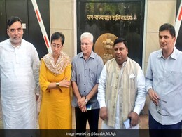 Lt Governor Writes To Arvind Kejriwal, He Replies With A Visit Amid New Row Lt Governor Writes To Arvind Kejriwal, He Replies With A Visit Amid New Row