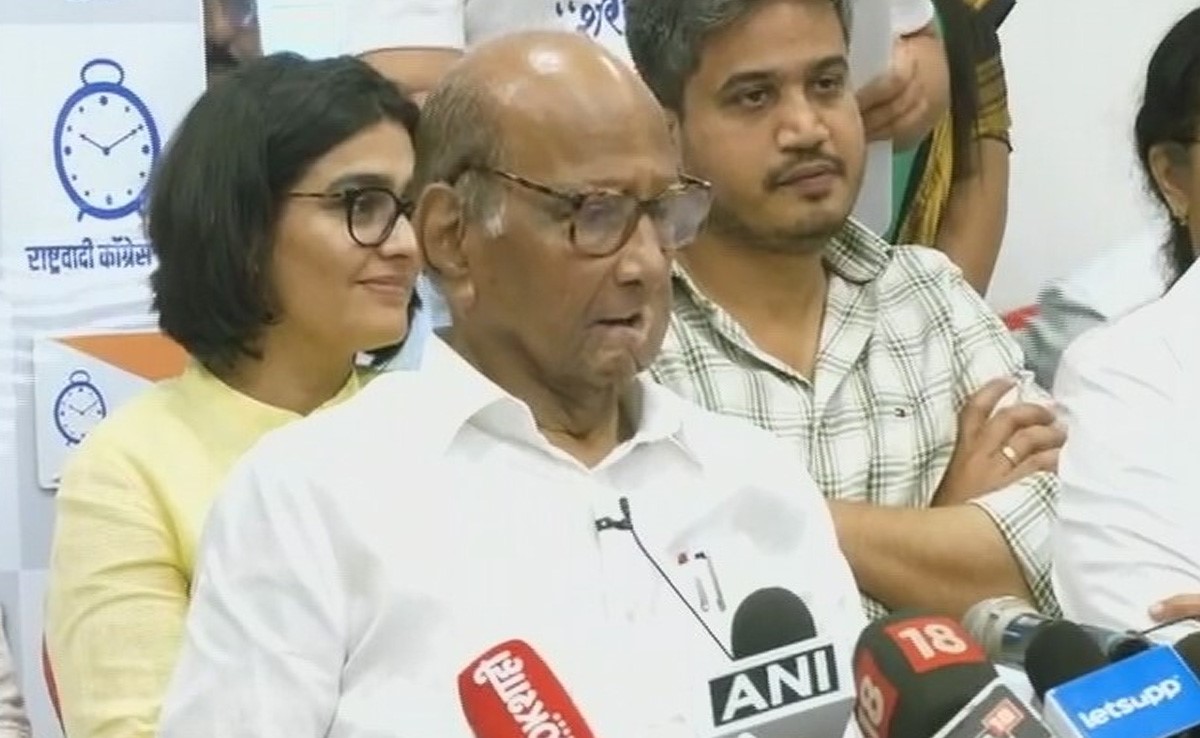 शरद पवार ने NCP के अध्यक्ष पद से इस्तीफा वापस लेने का किया ऐलान
