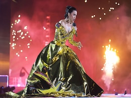 Katy Perry Sells Music Catalogue For $225 Million, Breaks Justin Bieber's Record Katy Perry Sells Music Catalogue For $225 Million, Breaks Justin Bieber's Record
