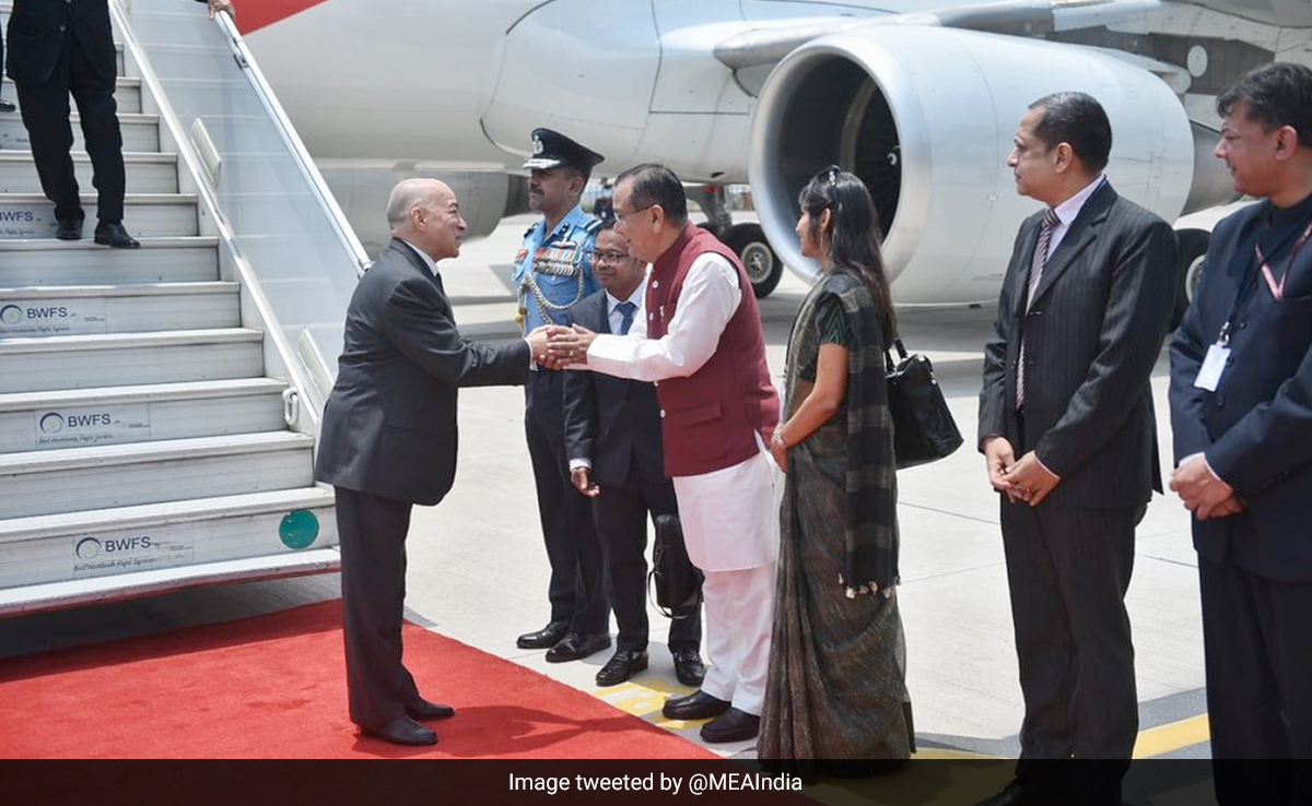 Cambodian King Norodom Sihamoni Arrives In Delhi For 3-Day Visit