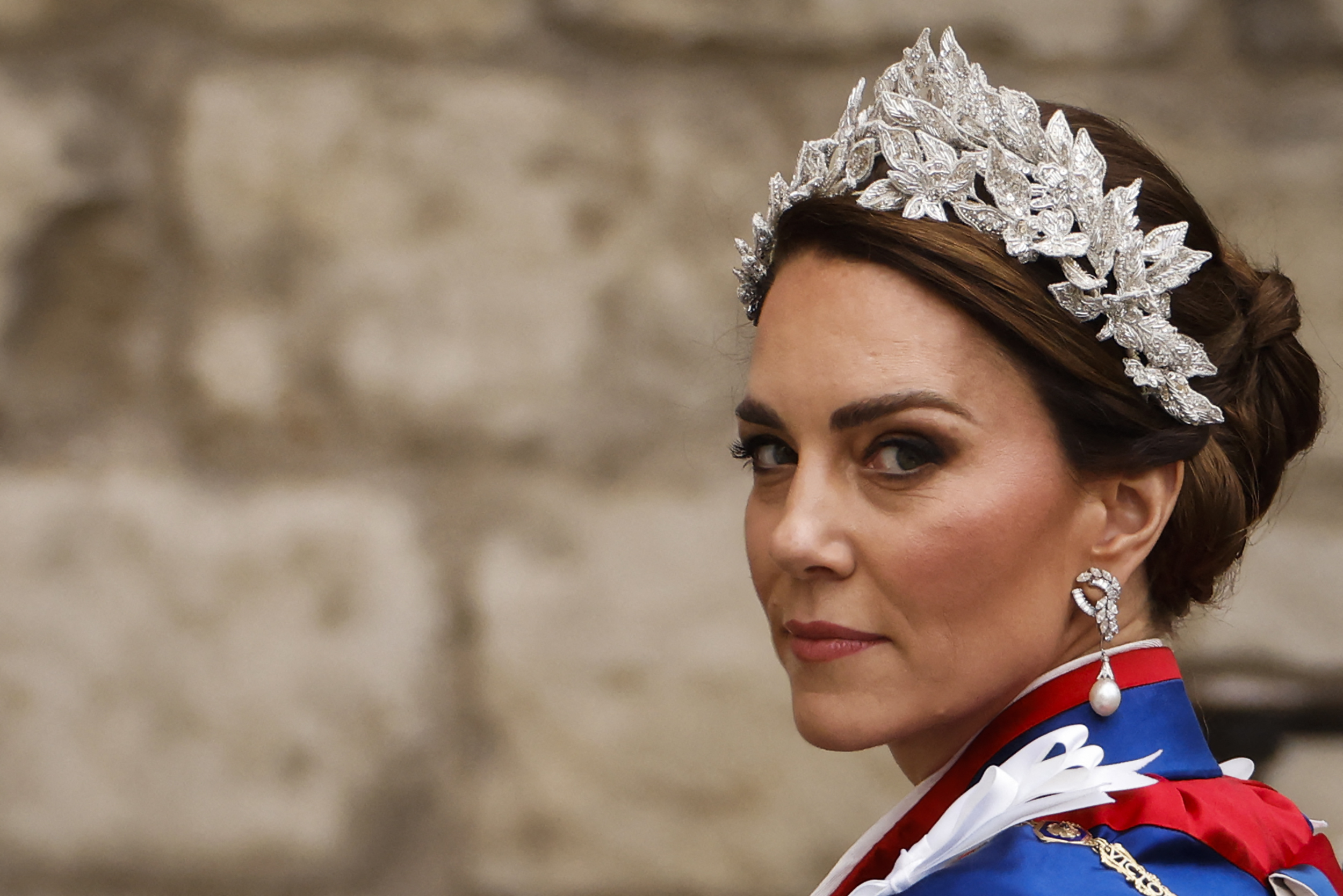 "Digitally Enhanced": Another Pic Shared By Kate Middleton Turns Out Fake