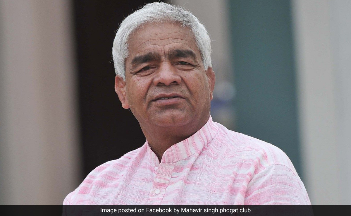 Wrestling Coach Mahavir Phogat Threatens To Return Medals Amid Protest
