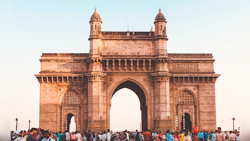 Maharashtra Day 2026: 106 हुतात्मे अन् अथांग संघर्ष! मुंबईसाठी मराठी माणसाने दिल्लीला कसं झुकवलं? वाचा सविस्तर