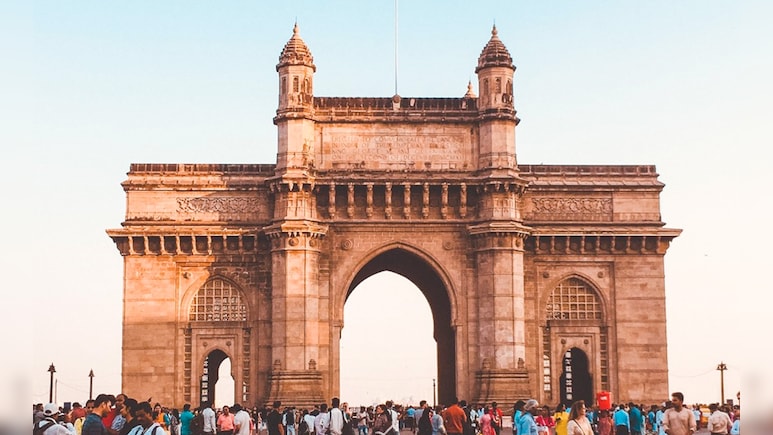 Maharashtra Day 2026: 106 हुतात्मे अन् अथांग संघर्ष! मुंबईसाठी मराठी माणसाने दिल्लीला कसं झुकवलं? वाचा सविस्तर
