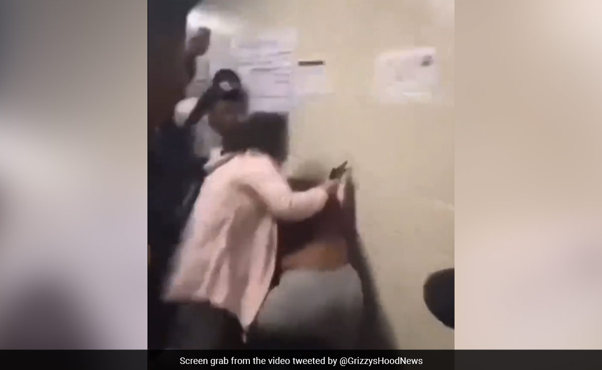 Watch: US School Assistant Principal Tries To Stop Student Fight, Thrashed