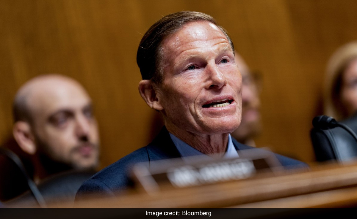 US Senator Uses ChatGPT To Open Hearing On AI, Raises Concerns Over Risks