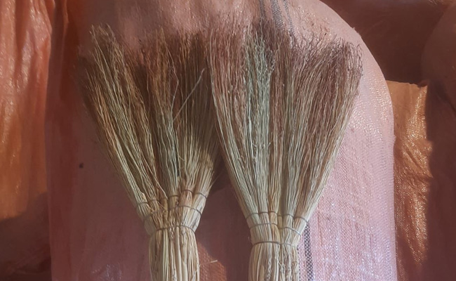 Heroin Smuggled In "Afghan Brooms" Seized In Amritsar, 2 Arrested