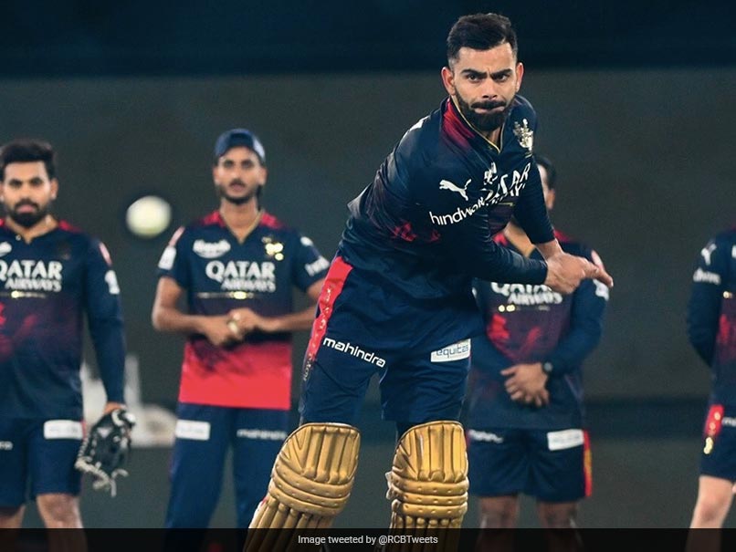 Watch: Virat Kohli Bowls To Faf Du Plessis, Glenn Maxwell In Nets With Batting Pads On. This Happened Next