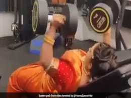 सात फेरे लेने से पहले जिम में पसीना बहाने पहुंच गई दुल्हन, लोग बोले- दूल्हे राजा संभलकर सात फेरे लेने से पहले जिम में पसीना बहाने पहुंच गई दुल्हन, लोग बोले- दूल्हे राजा संभलकर