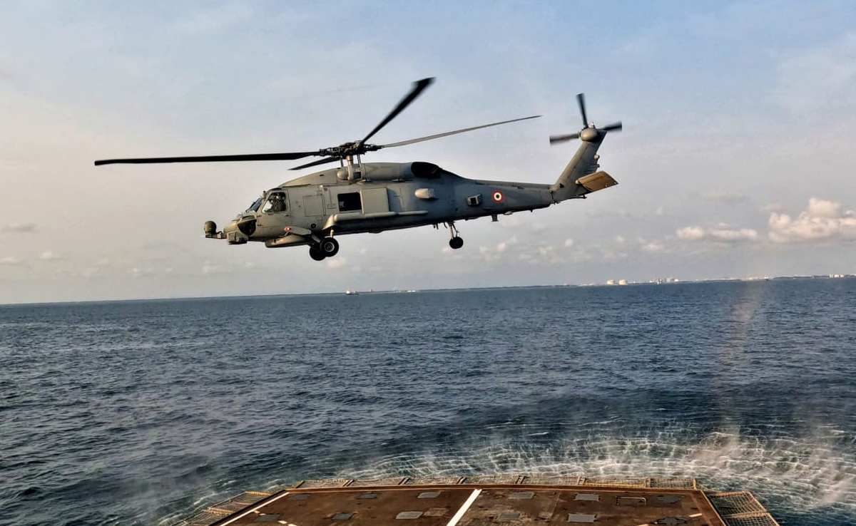 Navy's US-Made Multirole Chopper Lands For 1st Time On Indian Destroyer