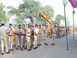 पहलवानों के समर्थन में किसानों के प्रदर्शन के मद्देनजर दिल्ली पुलिस ने राजधानी में बढ़ाई सुरक्षा पहलवानों के समर्थन में किसानों के प्रदर्शन के मद्देनजर दिल्ली पुलिस ने राजधानी में बढ़ाई सुरक्षा