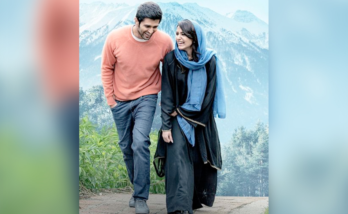 Inside Vijay Deverakonda's Birthday Celebration With Co-Star Samantha Ruth Prabhu On The Sets Of <i>Kushi</i>