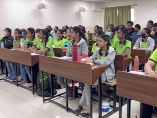 Record 1.47 Lakh Students In Tamil Nadu Apply For Medical Exam NEET