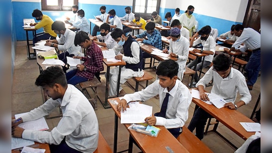 10वीं-12वीं की परीक्षा तारीखों में बड़ा बदलाव, यहाँ देखें जानकारी