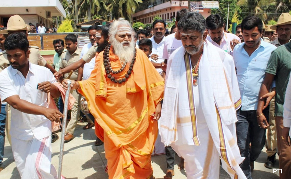 "कई बार कुर्बानी दी", कर्नाटक में सीएम के नाम के ऐलान से पहले बोले डीके शिवकुमार