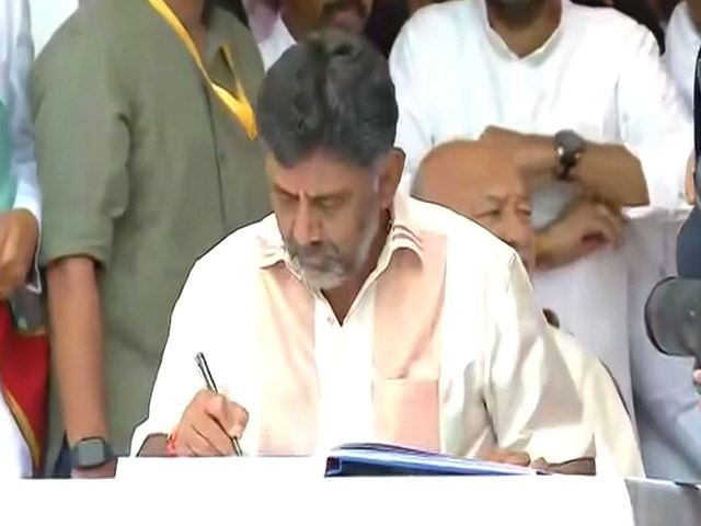 DK Shivakumar Takes Oath As Karnataka Deputy Chief Minister In Mega Ceremony