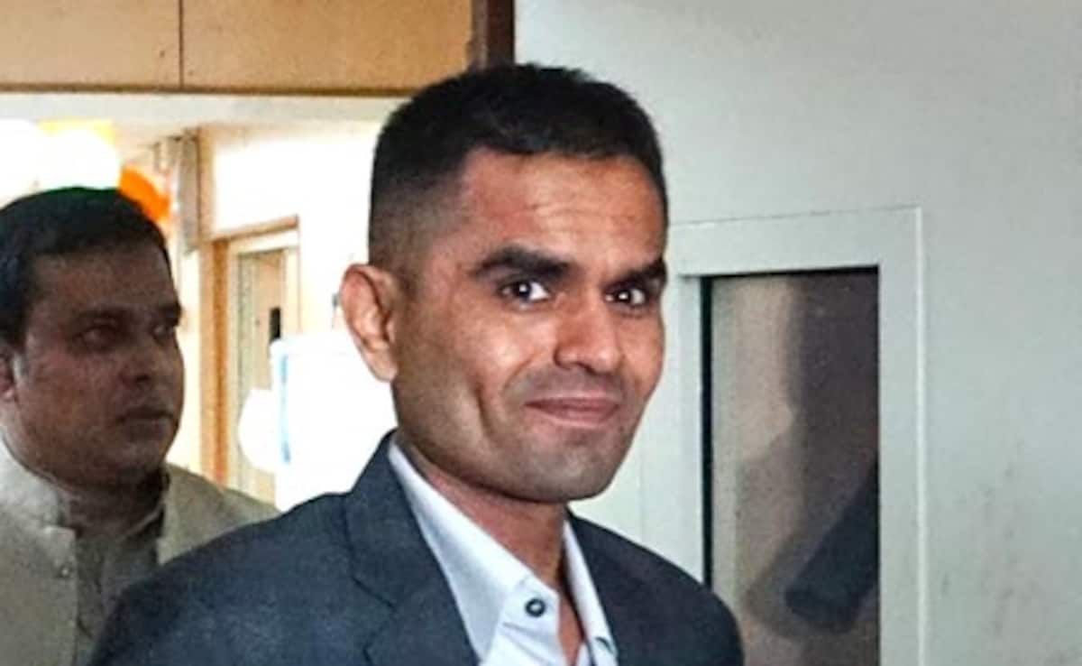 Never Demanded Bribe From Shah Rukh Khan: Sameer Wankhede To Bombay Court