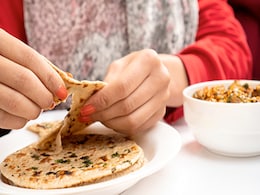 वजन घटाने के लिए इस देसी डाइट प्लान को अपना सकते हैं आप, महीनेभर में दिखने लगता है बदलाव  वजन घटाने के लिए इस देसी डाइट प्लान को अपना सकते हैं आप, महीनेभर में दिखने लगता है बदलाव