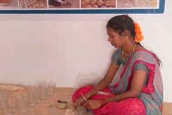 चेंचू समुदाय के जीवन को रोशन कर रही अपोलो फाउंडेशन की 'अर्जवा कैंडल्स' चेंचू समुदाय के जीवन को रोशन कर रही अपोलो फाउंडेशन की 'अर्जवा कैंडल्स'